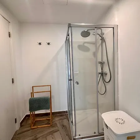 The Cube - Designer Finished By Sf Homes Apartment *